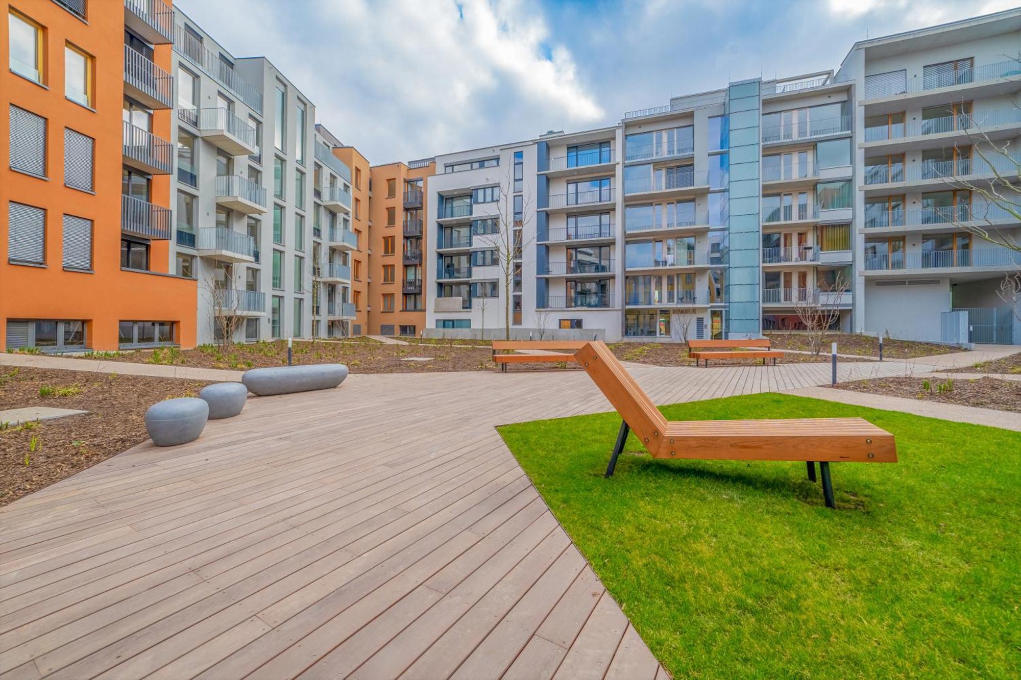Industrialux In Premium Smichov City By Rentez Apartment *